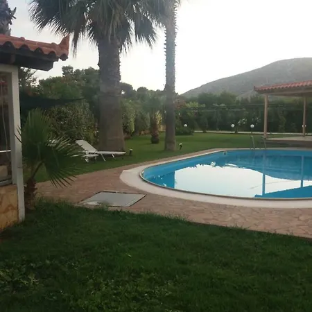 Apartment Anavissos